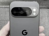 Malgré sa prétendue caméra téléobjectif, le Pixel 10 pourrait encore manquer de nombreuses fonctionnalités présentes sur le Pixel 10 Pro (Image source : Mystic Leaks)