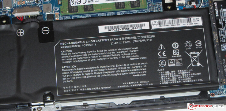 La batterie a une capacité de 73 Wh.