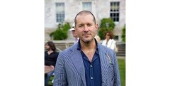 Jony Ive. (Source : Wikipedia)