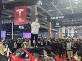 Ce n'est pas la première fois que des propriétaires de Tesla protestent contre une défaillance des freins en Chine (image : CNEVPost) 