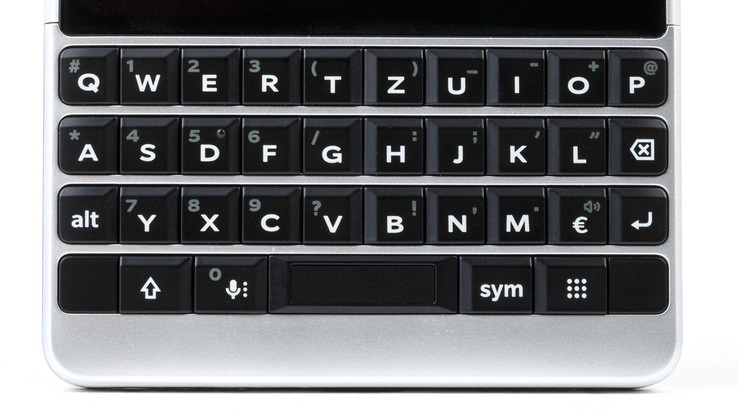 Clavier physique du BlacBerry KEY2.