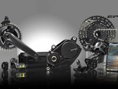 Le moteur EP801 de Shimano pour vélos électriques, légèrement amélioré, est désormais compatible avec les nouveaux groupes Di2 qui permettent le passage automatique des vitesses