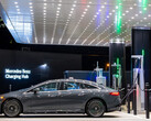 Mercedes-Benz s'attaque au réseau de superchargeurs de Tesla, mais la bataille s'annonce longue. (Source de l'image : Mercedes-Benz)