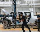 Rivian a officiellement commencé à augmenter la production du pick-up électrique R1T à double moteur en vue des livraisons de juin. (Source de l'image : Rivian sur Twitter)