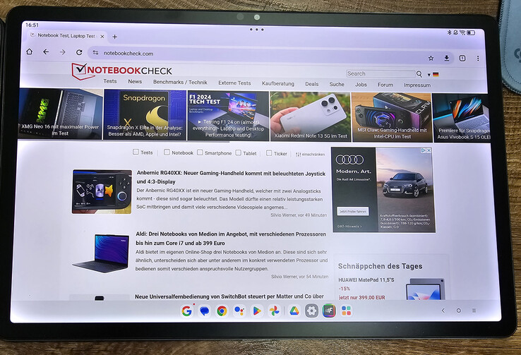 Écran mat (Lenovo Tab P12 mat) avec une faible source de lumière