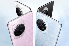 Le Huawei Nova 14 Pro est disponible en noir sable, blanc givre, bleu glace et poudre de cristal de glace (Image source : Huawei)