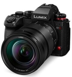 Appareil photo sans miroir Panasonic S1II 24MP. (Source de l&#039;image : Panasonic)