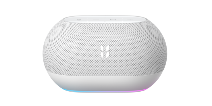 L'enceinte connectée est dotée d'une bande lumineuse RVB sur sa partie inférieure