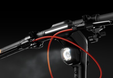 La trottinette électrique Segway Max G3 Plus est équipée d'un phare à allumage automatique de 6 watts.