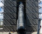 Le Ship 40 entre dans le hangar Megabay de SpaceX à Starbase près de trois mois après son lancement.