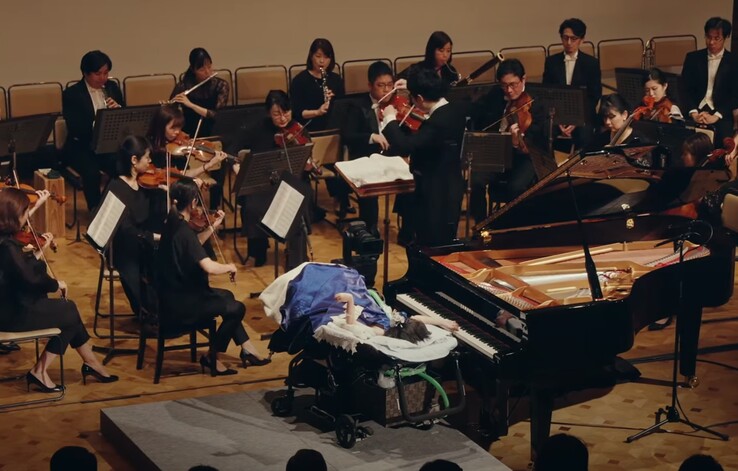 Yamaha célèbre le 200e anniversaire de la Symphonie n° 9 de Beethoven en présentant des interprétations de pianistes handicapés assistés par l'IA. (Source : Yamaha)