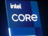 Un an plus tard, Intel pourrait enfin égaler les performances multi-cœurs d'AMD... (Source de l'image : Explica.co)
