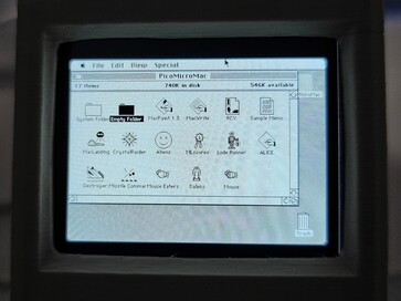L'écran de démarrage affiche tous les programmes et jeux inclus.