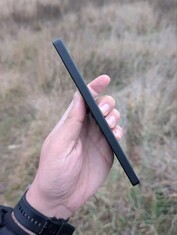 Prototype de smartphone Sony Xperia 5G. (Source de l'image : OLX)