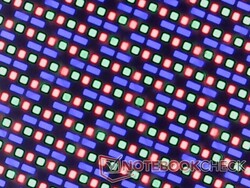 Réseau de sous-pixels OLED