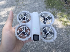 Le DJI Neo ne devrait peser que 135 g. (Source de l'image : enontheroad)
