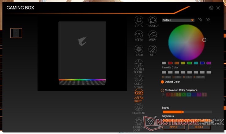 RGB Fusion 2.0 permet la personnalisation des couleurs de la barre lumineuse