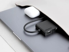 Le hub USB-C 332 d&#039;Anker dispose de cinq ports, dont le HDMI 4K. (Source de l&#039;image : Anker)