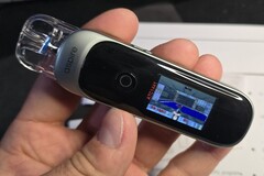 DOOM sur le petit écran d&#039;une vape (Source de l&#039;image : atc1441 sur GitHub)