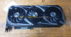 Le ASUS ROG Strix GeForce RTX 3090 est équipé d&#039;un triple ventilateur (Source de l&#039;image : Videocardz)