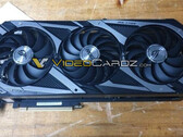 Le ASUS ROG Strix GeForce RTX 3090 est équipé d'un triple ventilateur (Source de l'image : Videocardz)