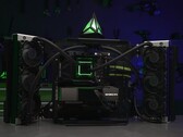 Le GeForce RTX 4090 est l'une des plus grandes cartes graphiques jamais fabriquées par Nvidia (image via Nvidia)