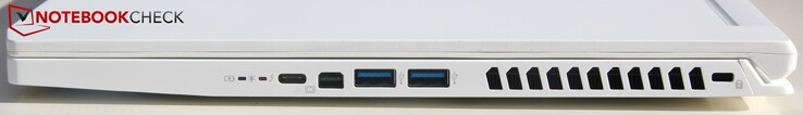 Côté droit : USB C (3.1, Thunderbolt 3), Mini DisplayPort, 2 USB A 3.0.