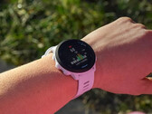La rumeur veut que Garmin remplace la Forerunner 55 par la Forerunner 65 ou la Forerunner 165. (Source de l'image : Garmin)