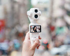 Le DJI Osmo Pocket 4P dans sa finition Blanc perle.