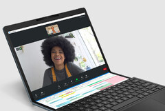 Jusqu&#039;à présent, la plupart des appareils grand format dotés de panneaux pliables ont été lancés sous Windows, comme le HP Spectre Fold. (Source de l&#039;image : HP)