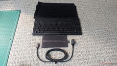 Les accessoires BlackWidow V4 HyperSpeed TKL