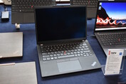 Lenovo ThinkPad X13 G4 Noir profond : Écran OLED