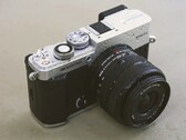 Le stylo OM Pen s'inspire, sur le plan du design, de l'Olympus Pen de 1959.