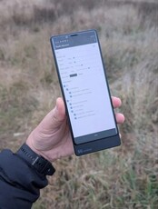 Prototype de smartphone Sony Xperia 5G. (Source de l'image : OLX)