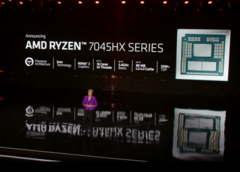 Le PDG d&#039;AMD présente la gamme Dragon Range-HX, basée sur les chiplets, pour les ordinateurs portables des passionnés, au CES 2023. (Image : Keynote AMD CES 2023)