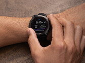 Le logiciel système 19.41 est la deuxième mise à jour stable que Garmin a publiée ce mois-ci pour la série Fenix 7. (Source de l'image : Garmin)