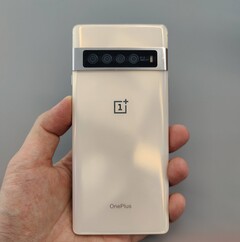 Fuite du concept du OnePlus 7. (Source : Concepteur industriel-Haoran)