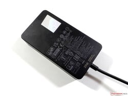 chargeur de 39 watts sans la connexion USB-A supplémentaire