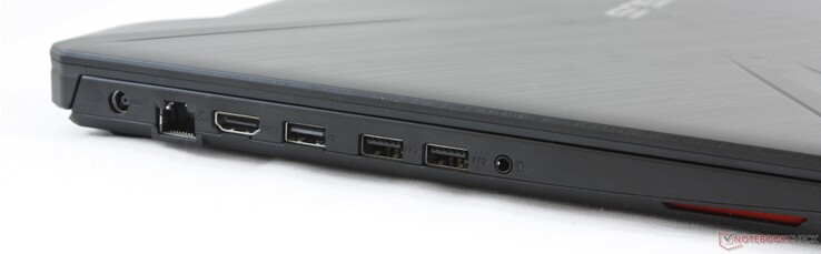 Côté gauche : entrée secteur, Gigabit RJ-45, HDMI 2.0, USB A 2.0, 2 USB A 3.1 Gen. 1, audio 3,5 mm.