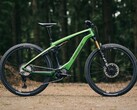 Le Porsche eBike Cross Performance EXC 2023 est le fruit d'une collaboration entre le Studio F.A. Porsche et Rotwild. (Source de l'image : Porsche)