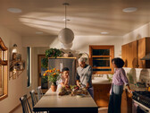 Sonos a officiellement dévoilé ses nouvelles enceintes encastrées au plafond de 203 mm. (Image : Sonos)