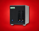 NAS de bureau Newtech Ness1300 conçu pour un stockage de données fiable dans les espaces restreints.