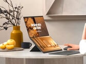 Le Zenbook Duo (2026) est plus petit mais plus puissant que son prédécesseur. (Source de l'image : Asus)