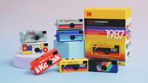 L'emballage en boîte aveugle ajoute un élément de surprise au déballage de cet appareil photo (Image source : Kodak)