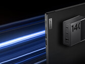 Les nouveaux chargeurs ThinkPlus GaN sont disponibles en noir et en blanc (Source de l'image : Lenovo [édité])