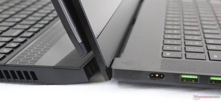 A gauche, le Dell Alienware m15, à droite, le Razer Blade 15 Advanced Model. A gauche, le Dell Alienware m15, à droite, le Razer Blade 15 Advanced Model.