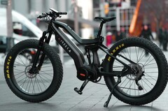 Le Nireeka Mega eMTB est équipé d'un moteur Bafang de 1500W. (Source de l'image : Indiegogo)