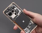 Le Sony IMX989 à l'intérieur du Xiaomi 12S Ultra fait plus de 11 mm d'épaisseur. (Image source : WekiHome)