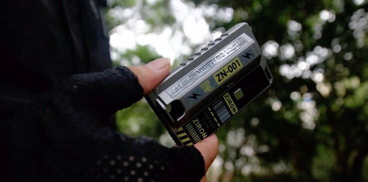 La banque d'alimentation tactique de Ziron. (Source de l'image : Ziron)