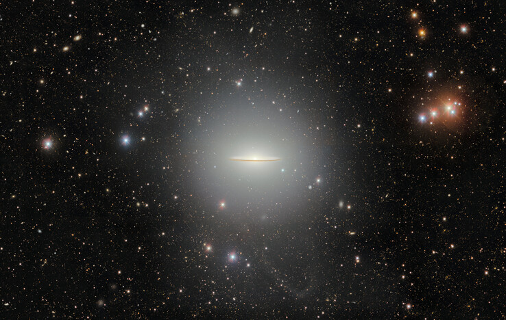 Une nouvelle image montrant le Sombrero Galaxy et un flux stellaire.